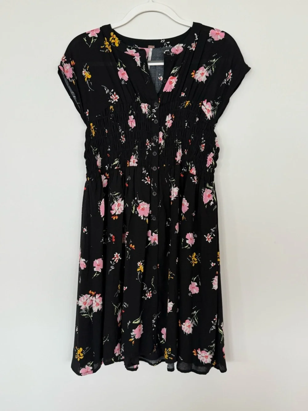 Free People summer black dress with smocked waist and floral print Size Large - Picture 4 of 9